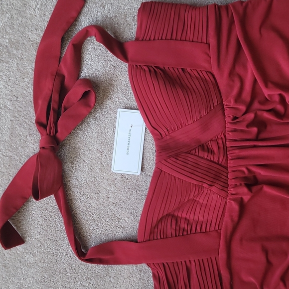 BCBG MaxAzria Mini Halter Top Dress - Picture 4 of 7